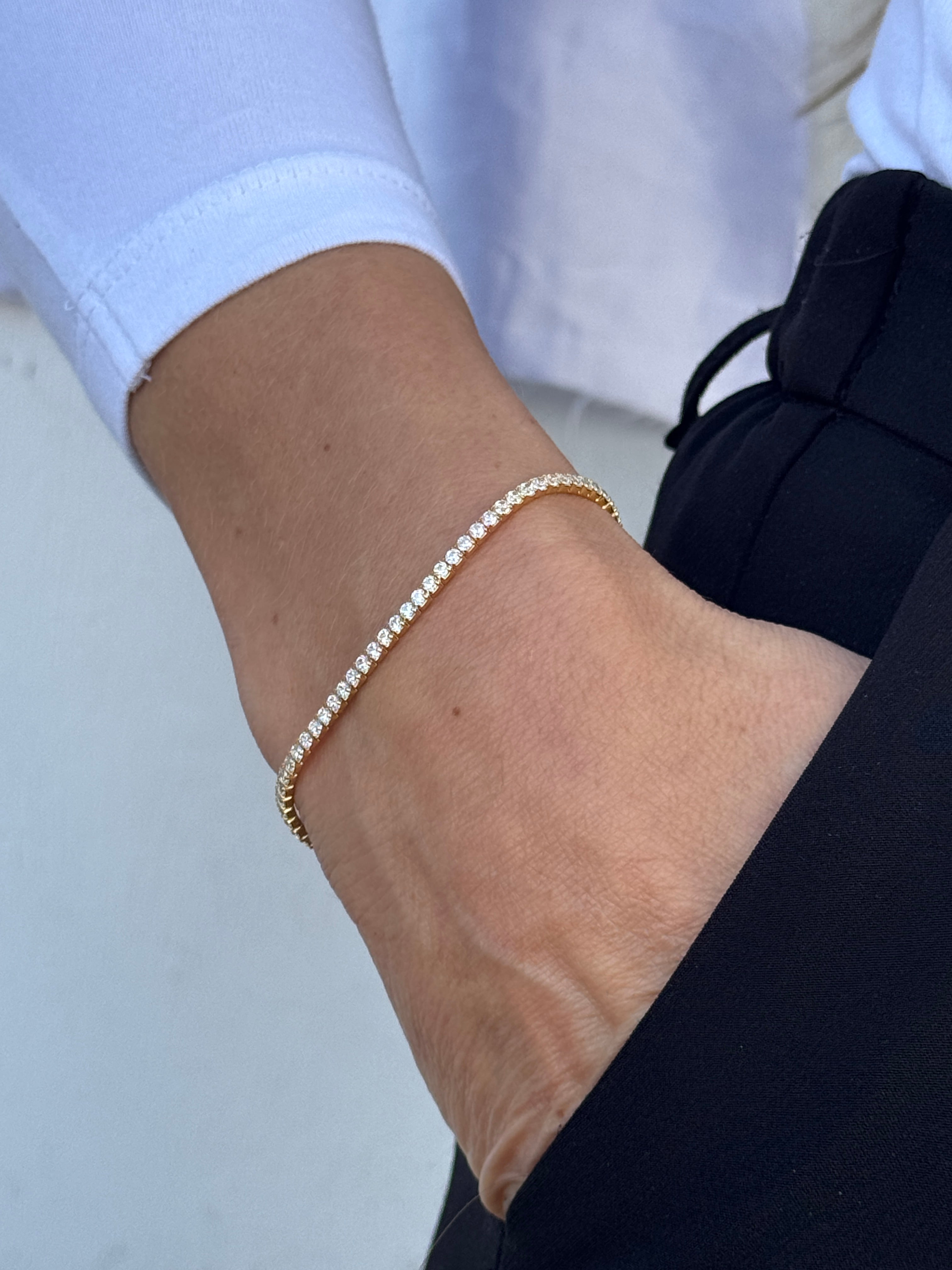 Bracciale Infinity dorato